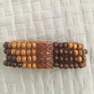 Wooden beaded elastic bracelet